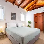 Apartment Aeolos Loft - 3 Min Walk To & Town Kos-Stadt