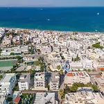 Aeolos Loft - 3 Min Walk To & Town Apartment *