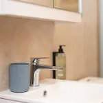 Aeolos Loft - 3 Min Walk To & Town Apartamento *