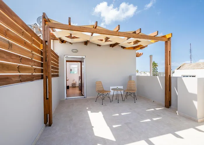 Aeolos Loft - 3 Min Walk To Beach & Town