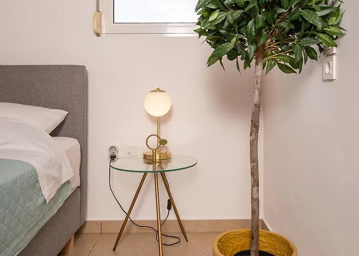 Aeolos Loft - 3 Min Walk To Beach & Town *