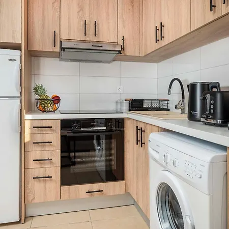 Aeolos Loft - Town, 3 Min To Apartmán